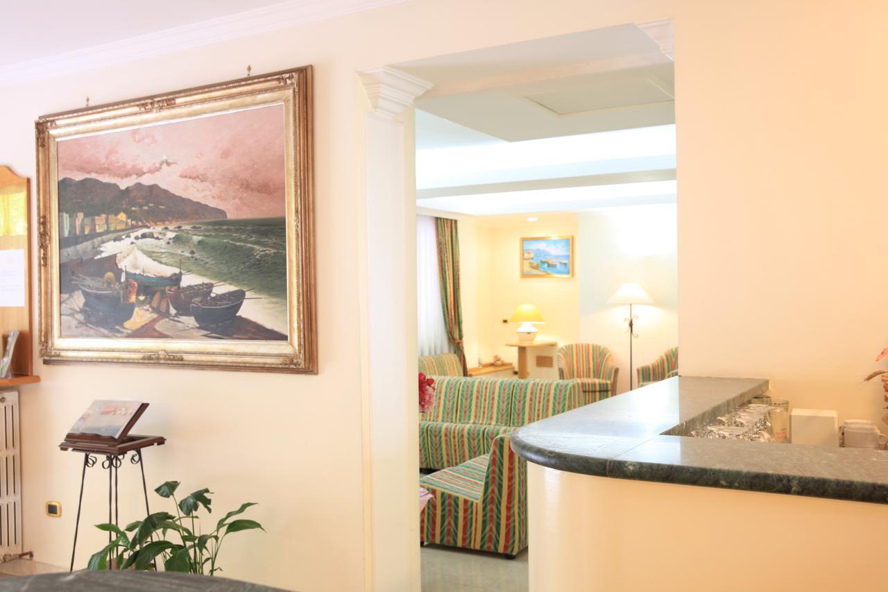Hotel Ludovici Fiuggi Esterno foto