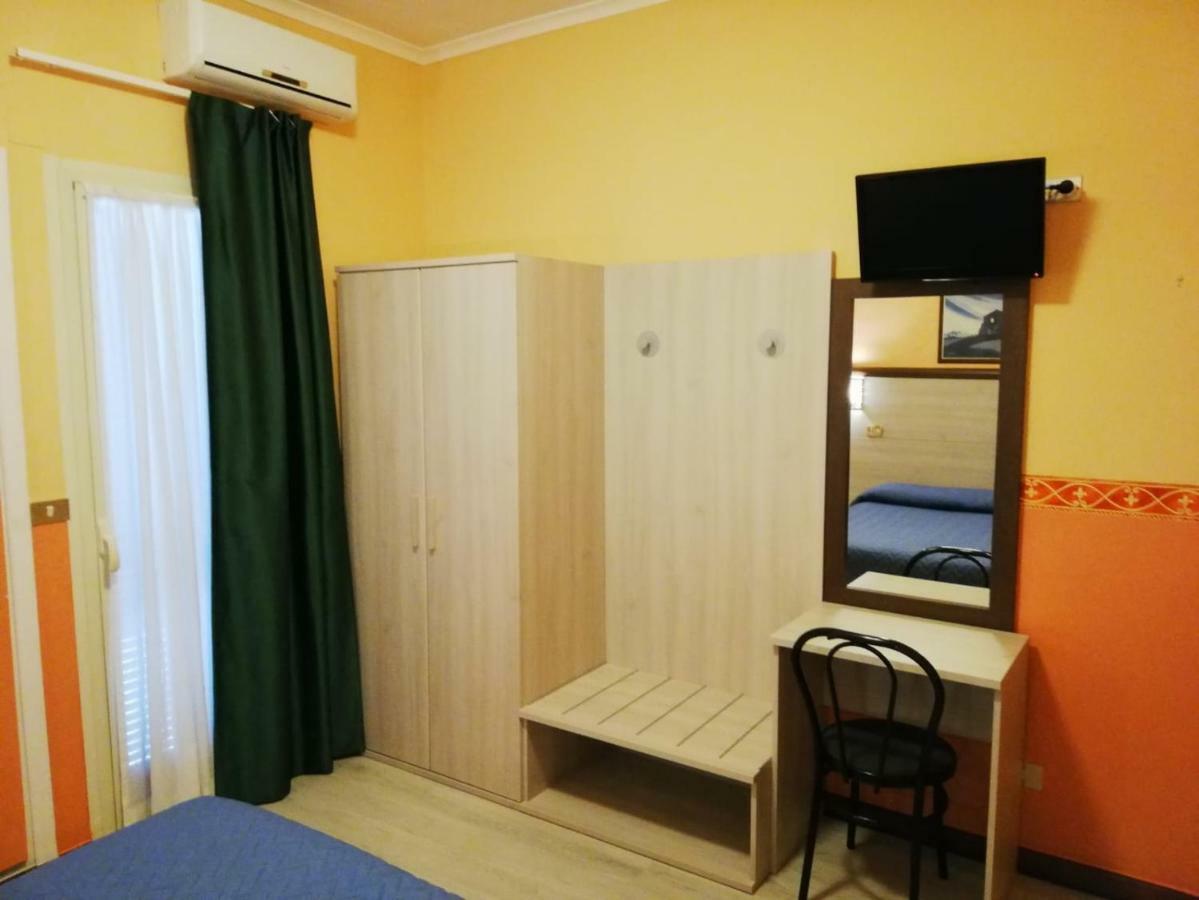 Hotel Ludovici Fiuggi Esterno foto